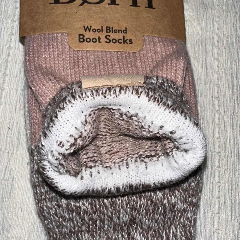 BORN Heather Brown Pink Beige US W 4-10 Texture Knit Pattern Boot Socks 2 Pack